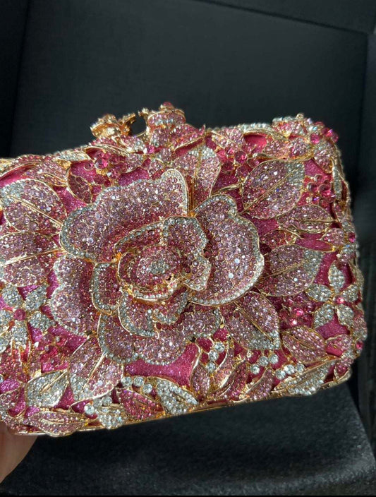 CRYSTAL FLOWER CLUTCH PURSE